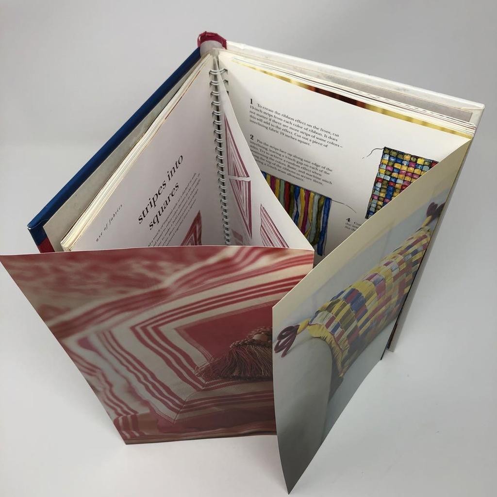 [Б/У] Книги/Подушки/Валики/Интерьер/Рабочие тетради/Дизайнерские подушки