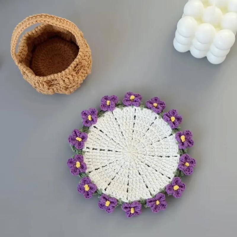 Вязаная подставка под чашку «Ландыш», вязаная подставка под цветок, вязаная салфетка под букет, подставка под чашку, коврик под кофейную кружку, подарок на День матери