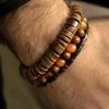 Мужской винтажный многослойный браслет ручной работы из бусин: Летний стиль с деревом, кокосовой скорлупой и агатовыми бусинами