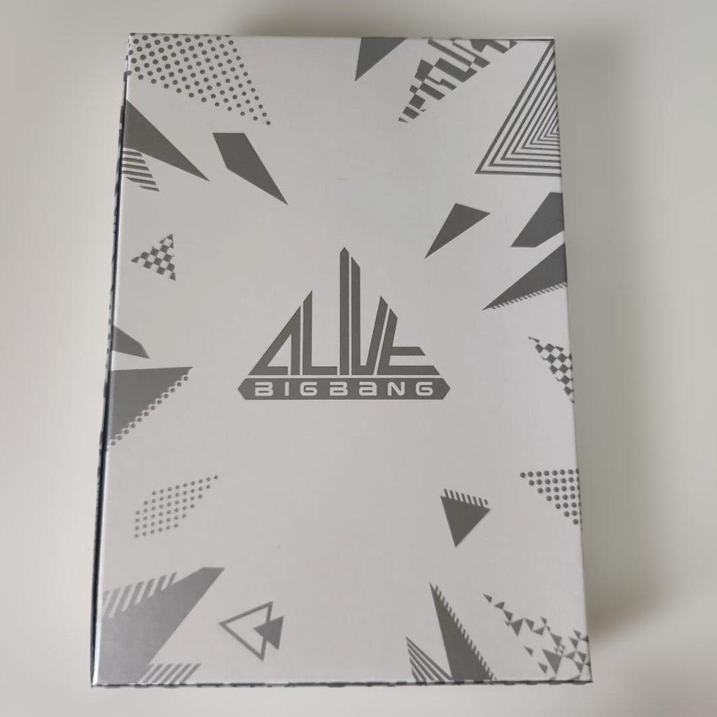 [USED] BIGBANG ALIVE 2 DVDs + 1 CD