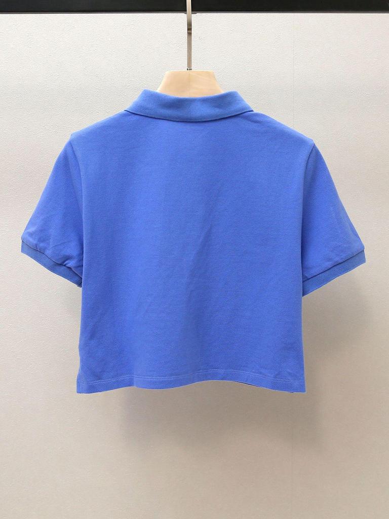 Женская осенняя омолаживающая однотонная рубашка поло с отложным воротником и короткими рукавами на половину застежке