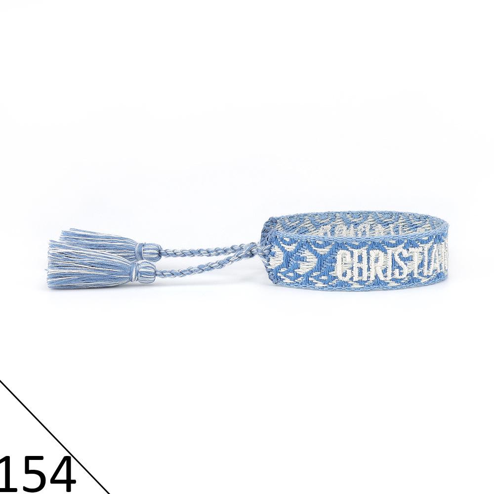 Браслет дружбы ручной работы с вышивкой и кисточками для женщин