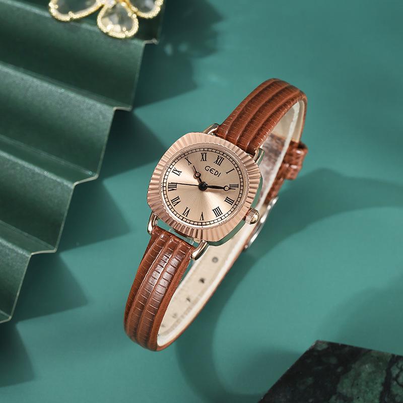 Vintage Creative Compact Ladies Niche Watch Student Exam Belt Quartz Watch