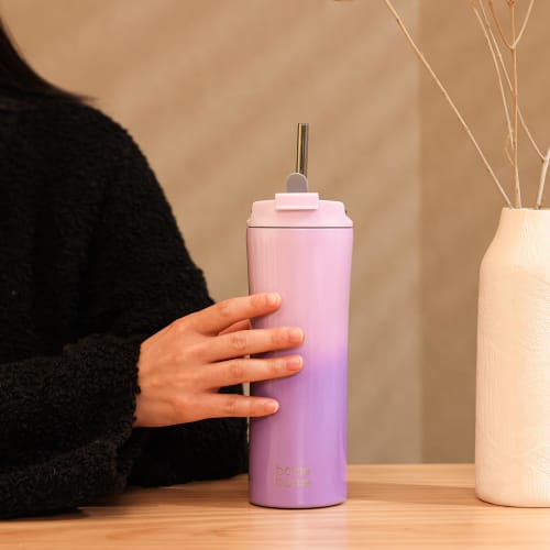 530ml Vacuum Insulated Tumbler with Straw, Portable Handle, Stylish Design for Outdoor Activities, Coffee, Beer, and More. Comes with Lid for Easy Hol