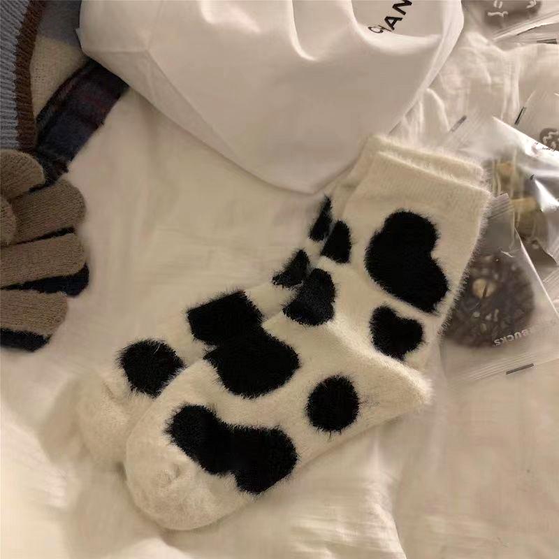 Cow Print Mink Plush Socks For Women Girl Mid Tube Stockings Warm Coral Velvet Sleep Floor Sock Winter Thermal Slipper Funny Sox