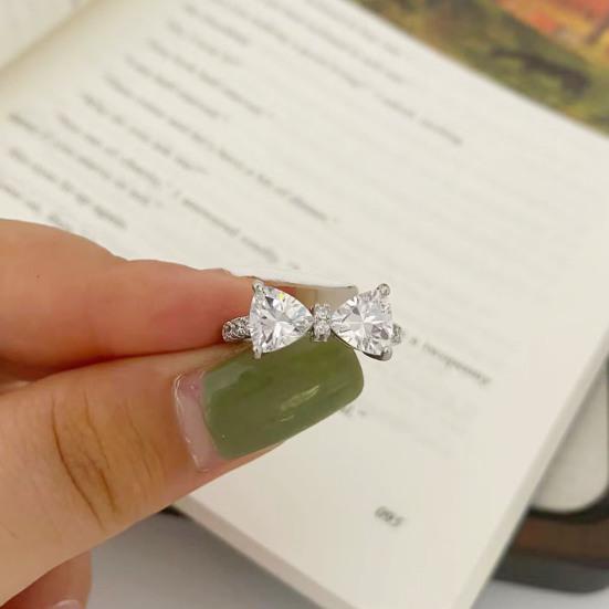 Кольцо-бантик с кубическим цирконием, регулируемое, со стразами, с бантом, открытое, обручальное, ювелирное изделие для женщин