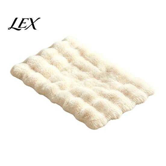 Soft Pet Supplies for Pets Faux Fur Mat, Warm Cat Sleeping Pad with Non-slip Bottom, Comfortable Rug Dogs Self-Warming Fuzzy Cozy Mat Bed Cats,