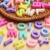 Стильные подарочные аксессуары своими руками, крупные акриловые бусины для домашнего декора, 50 шт., бусины в виде букв