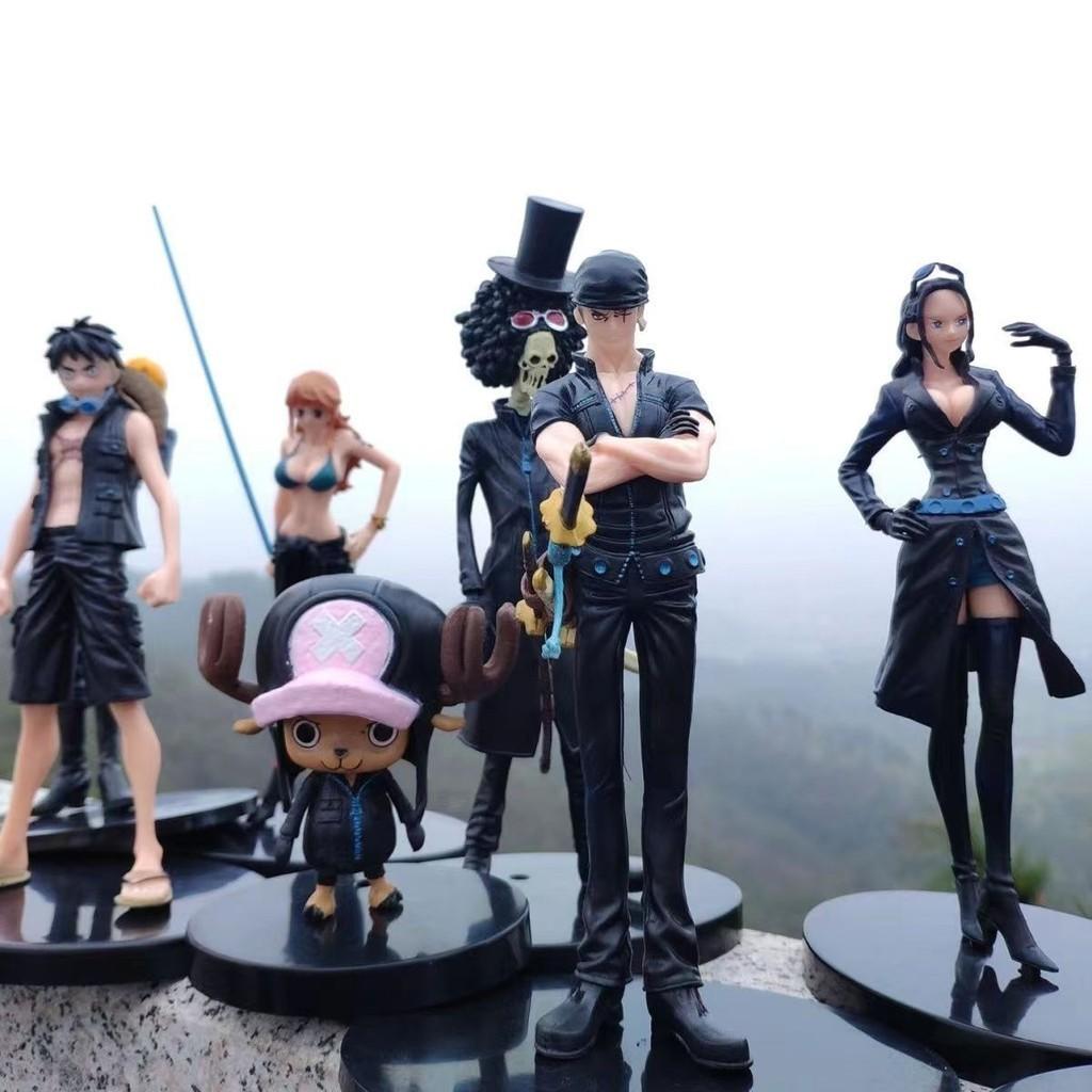 One Piece Модель ручной работы Золотой город Версия из фильма Черная одежда Команда Соломенной шляпы 9 Полный набор Луффи Зоро Аниме Фигурки ПВХ Материал