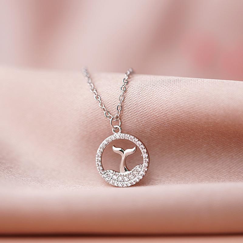 Niche Design Sense Dolphin Tail Clavicle Chain Round Mermaid Tail Cute Jewelry Women Temperature Trend