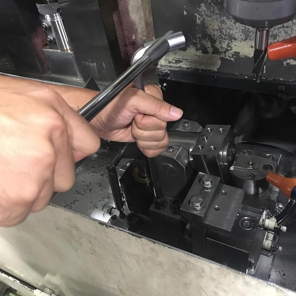 WISE SB-2300 Ball Point Hex Wrench Set of 9 with Semi-Long Triple Handles