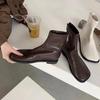 Женские ботинки, роскошные повседневные туфли из искусственной кожи для женщин, тренд 2024 года, удобные мокасины, короткие уличные осенние ботинки