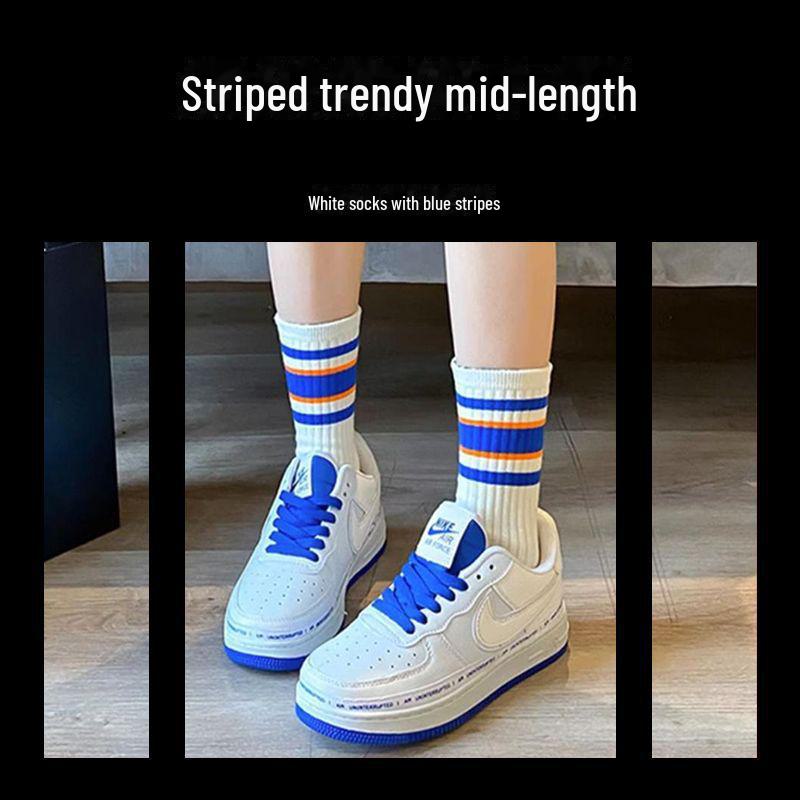 Женские носки средней длины в полоску — модный корейский стиль для весны и осени, идеально подходит для занятий спортом и повседневной носки.
