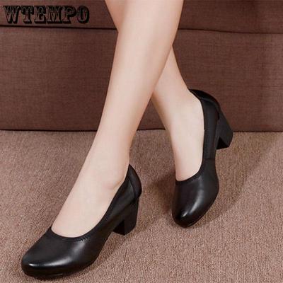 Женские кожаные туфли с круглым носком, однотонные туфли на среднем толстом каблуке, большие размеры, весенне-осенние, из мягкой кожи, на мягкой подошве, износостойкие одинарные туфли