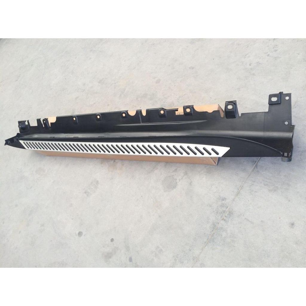 2017 BMW X5 Side Steps & Foot Pedals for Enhanced Modification