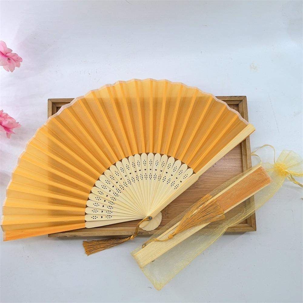Cooling Tool Silk Hand Fan Chinese Style Hand Held Fan Fashionable Bamboo Hand Fan Wedding Favors