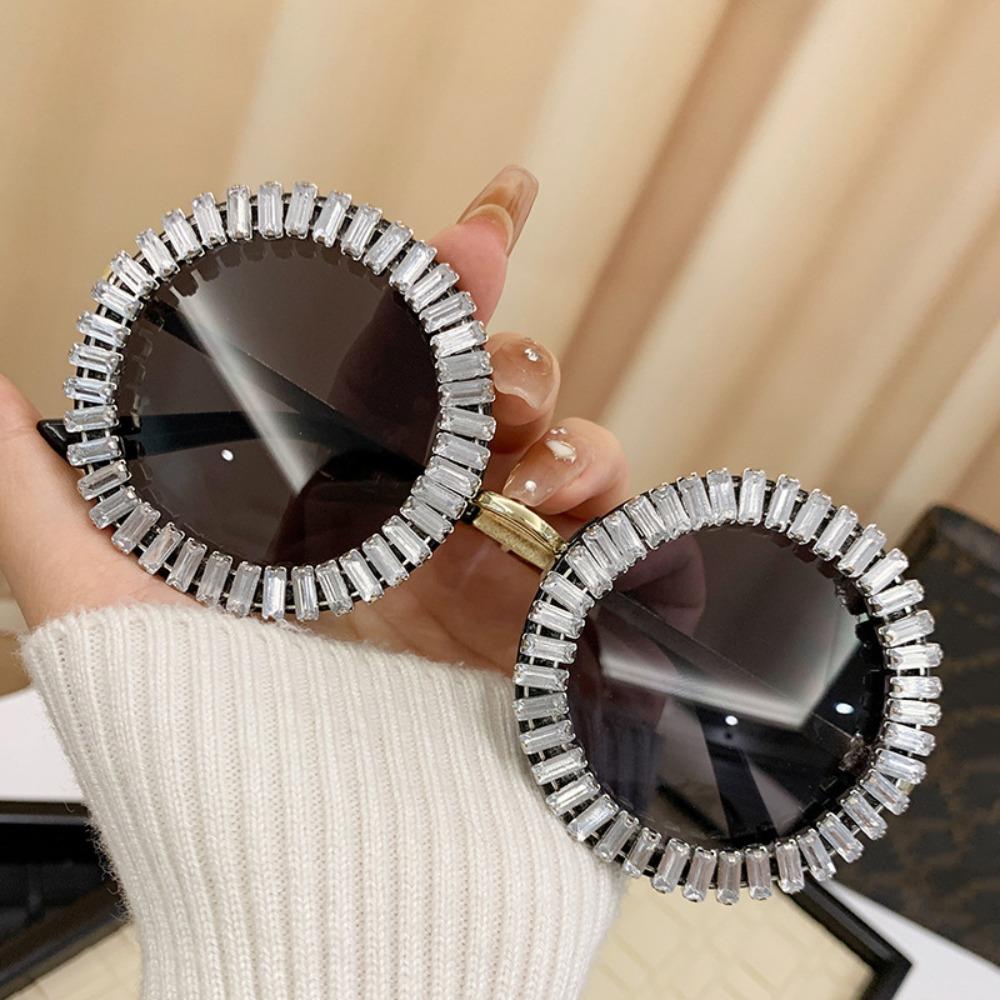Steampunk Retro Frame Eyewear Fashion Women Spectacles Convenient Rhinestone Sunglasses Selfie