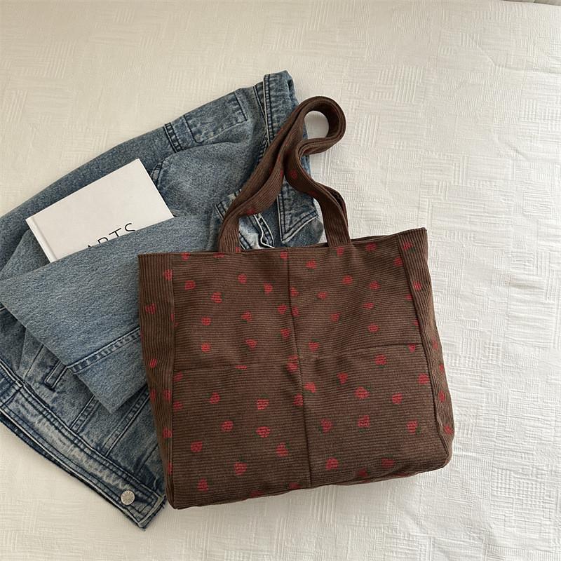 Chic Large Capacity Shoulder Bag For Women Perfect For Spring And Summer Casual Outfits In Multiple Colors