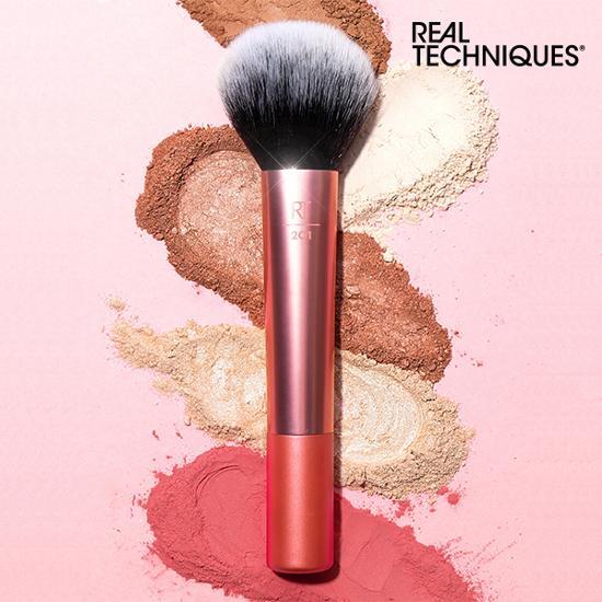 real techniques Powder Brush