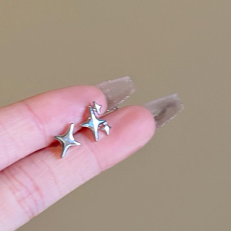 Trend Silver Color Plated Hollow Star Hoop Earrings For Women Fashion Crystal Ear Studs Y2K Accessories Aesthetic Jewelry Gift