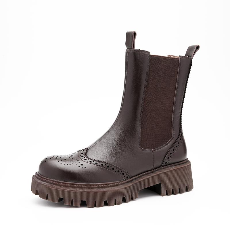 Новые женские ботинки из натуральной кожи, ботинки челси без шнуровки в стиле ретро, ​​ботильоны Brock с круглым носком и резной текстурой, осенне-зимняя женская обувь
