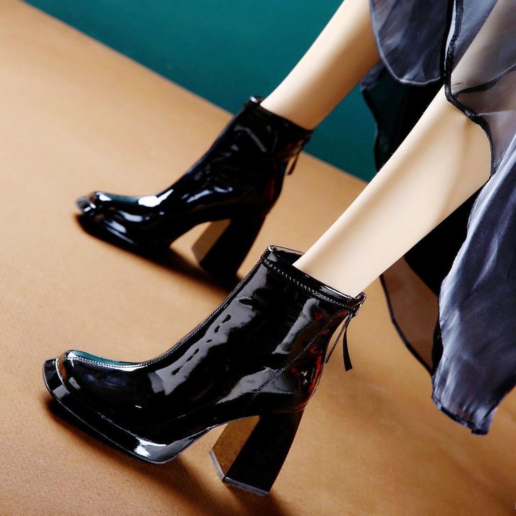 Сапоги на высоком каблуке с грубым каблуком, осень 2025 года, новые квадратные ботинки в стиле колледжа, короткие, водонепроницаемые, темпераментные, ботинки Martin ins tide