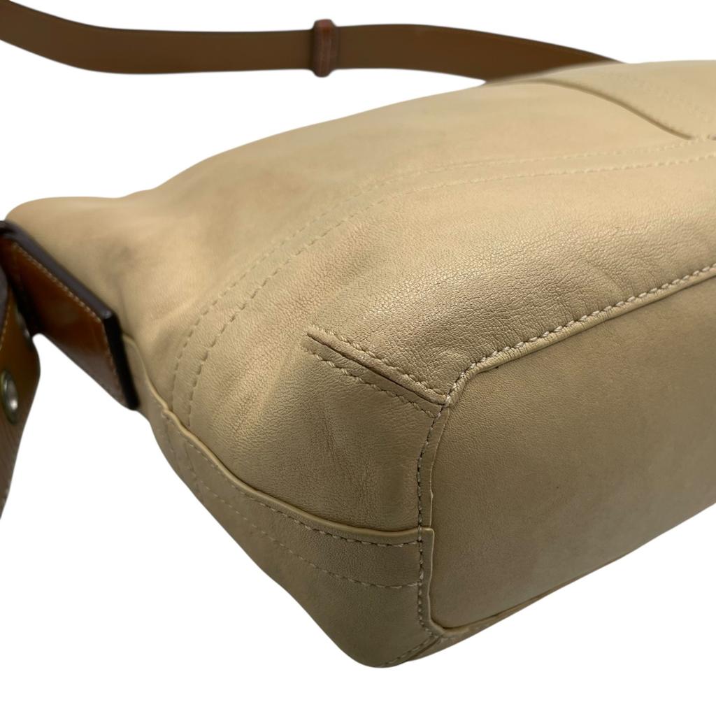 Used COACHShoulder Bag Beige Leather Women