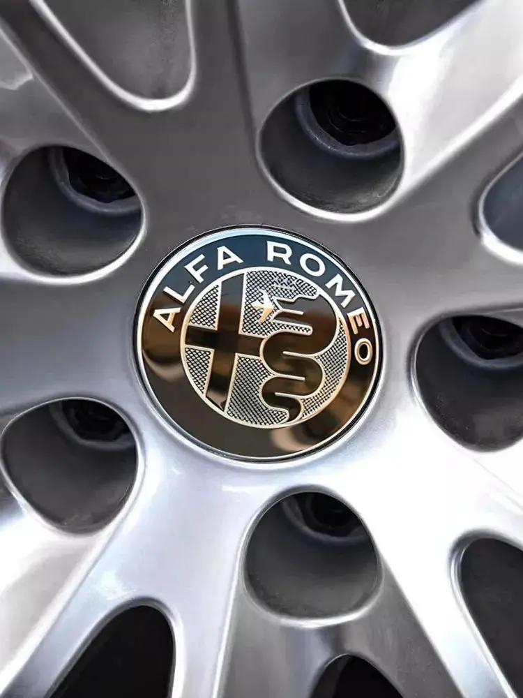 Автомобильные наклейки для Alfa Romeo 4 шт. 50 мм новые черные Для Alfa Romeo Giulietta GT Модификация логотипа ступицы колеса автомобиля Декор крышки ступицы колеса