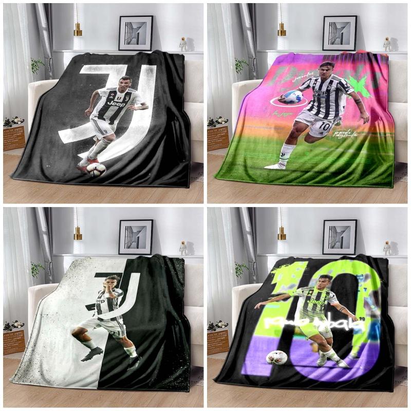 Juventus Mandžukić Football Player Portrait Flannel Throw Blanket, Soft Lightweight Blanket for Sofa Bed, Football Fan Gift