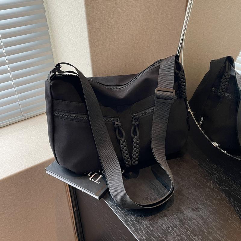 Модная сумка-мессенджер через плечо большой емкости для женщин, новая повседневная универсальная сумка-тоут, корейская версия сумки под мышкой