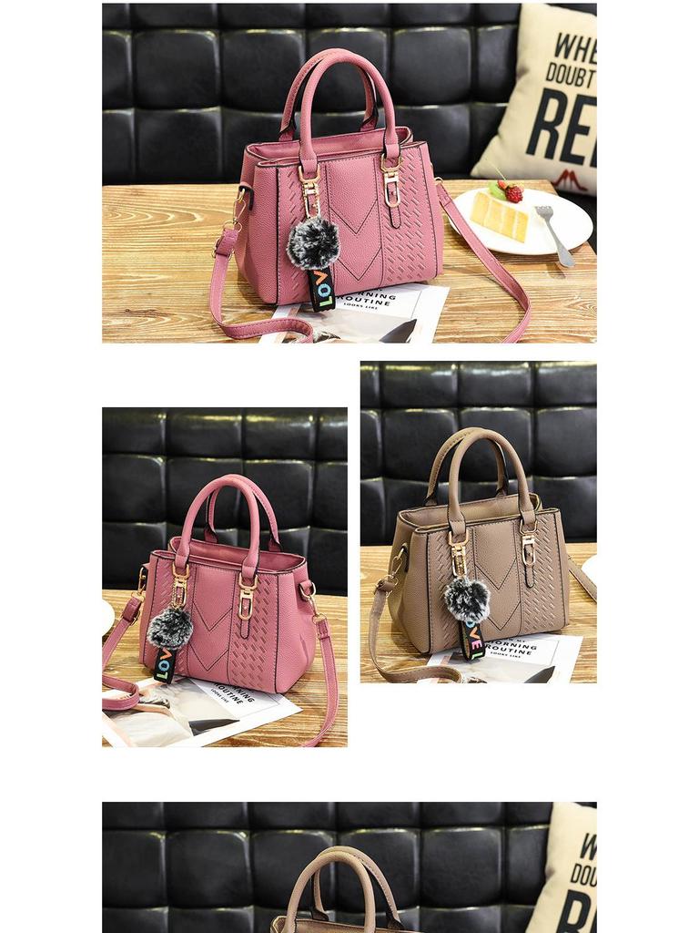 Модные женские сумки 2025 года: Стильные европейские и американские сумки на ремне с подвесками в виде шариков для волос