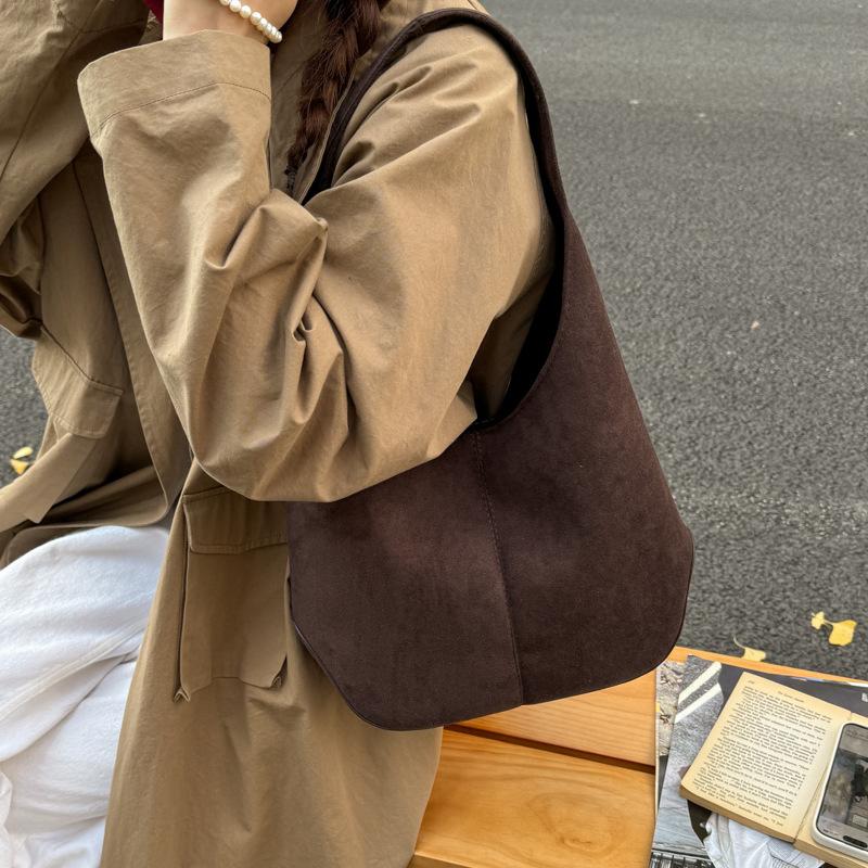 Сумки Женские 2025 Новые Модные Осенне-зимние Премиальные Ретро Замшевые Сумки через плечо Ленивая Сумка-тоут для поездок на работу