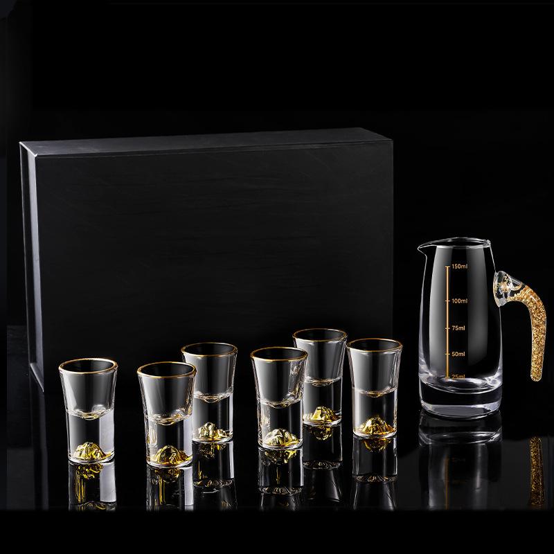 7pcs Crystal Glass Short Cup Gift Box Set Lead Free Liquor Glass With Wine Dispenser Golden Vodka Brandy Wine Glasses Soju Cup