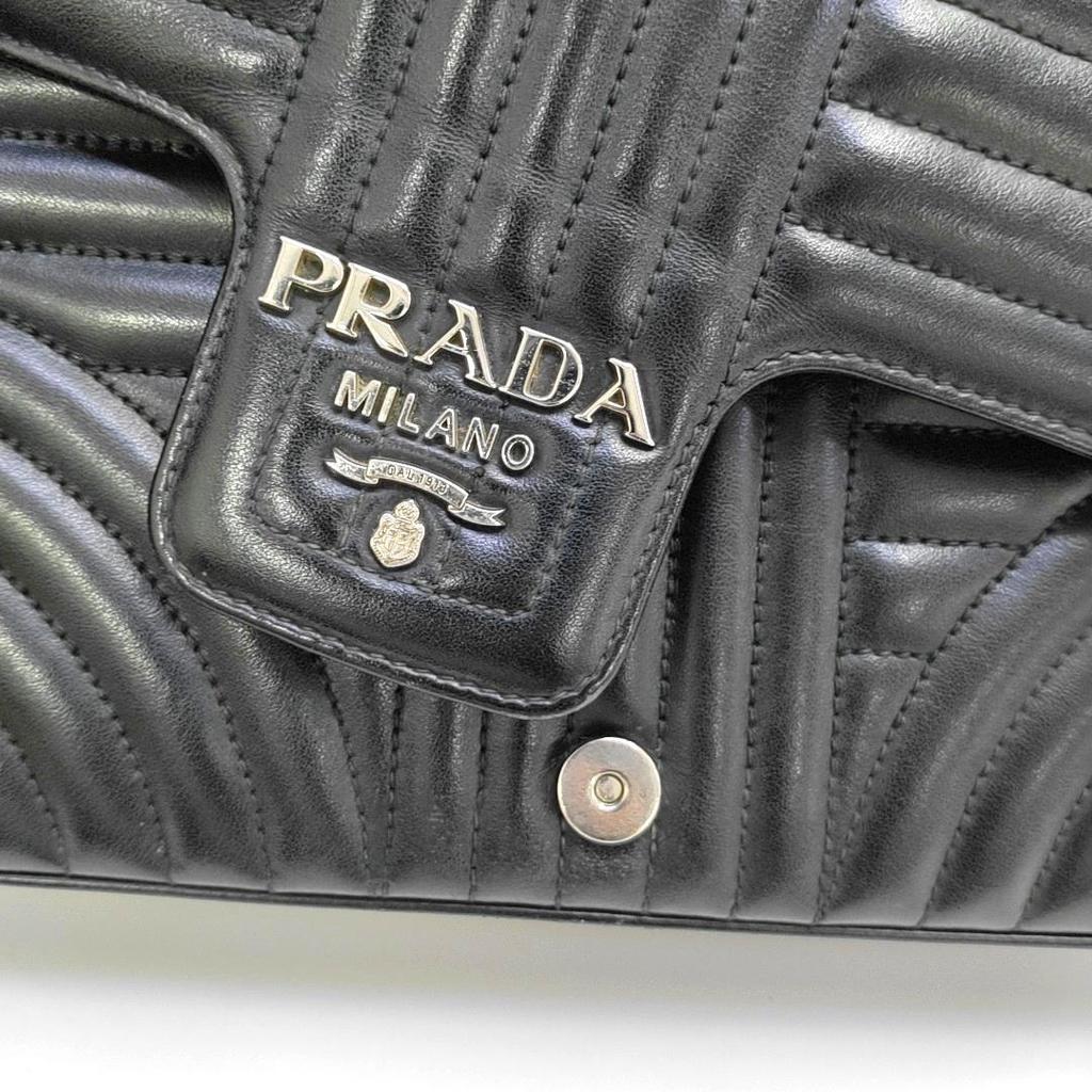 [Pre-Owned] Black Leather Medium Shoulder Bag - Very Good #O0ZICS