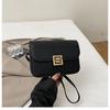 Foreign Style Retro Armpit Bag 2025 New Autumn Small Square Bag High-end Niche Chain Single Shoulder Crossbody Tofu Bag