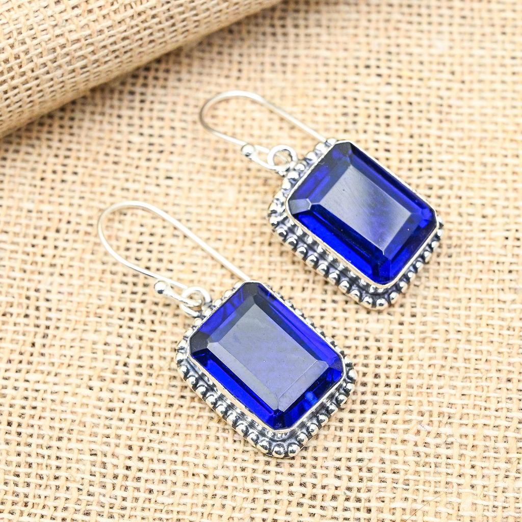 Ювелирные серьги ручной работы из стерлингового серебра 925 пробы с синим сапфиром и драгоценным камнем, созданные в лаборатории для нее