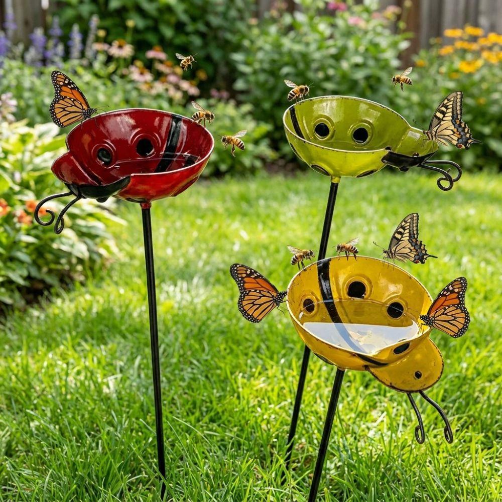 Iron Art Bee Watering Station Rust-resistant Metal Garden Stake Bird Bath Stake Lawn Decor