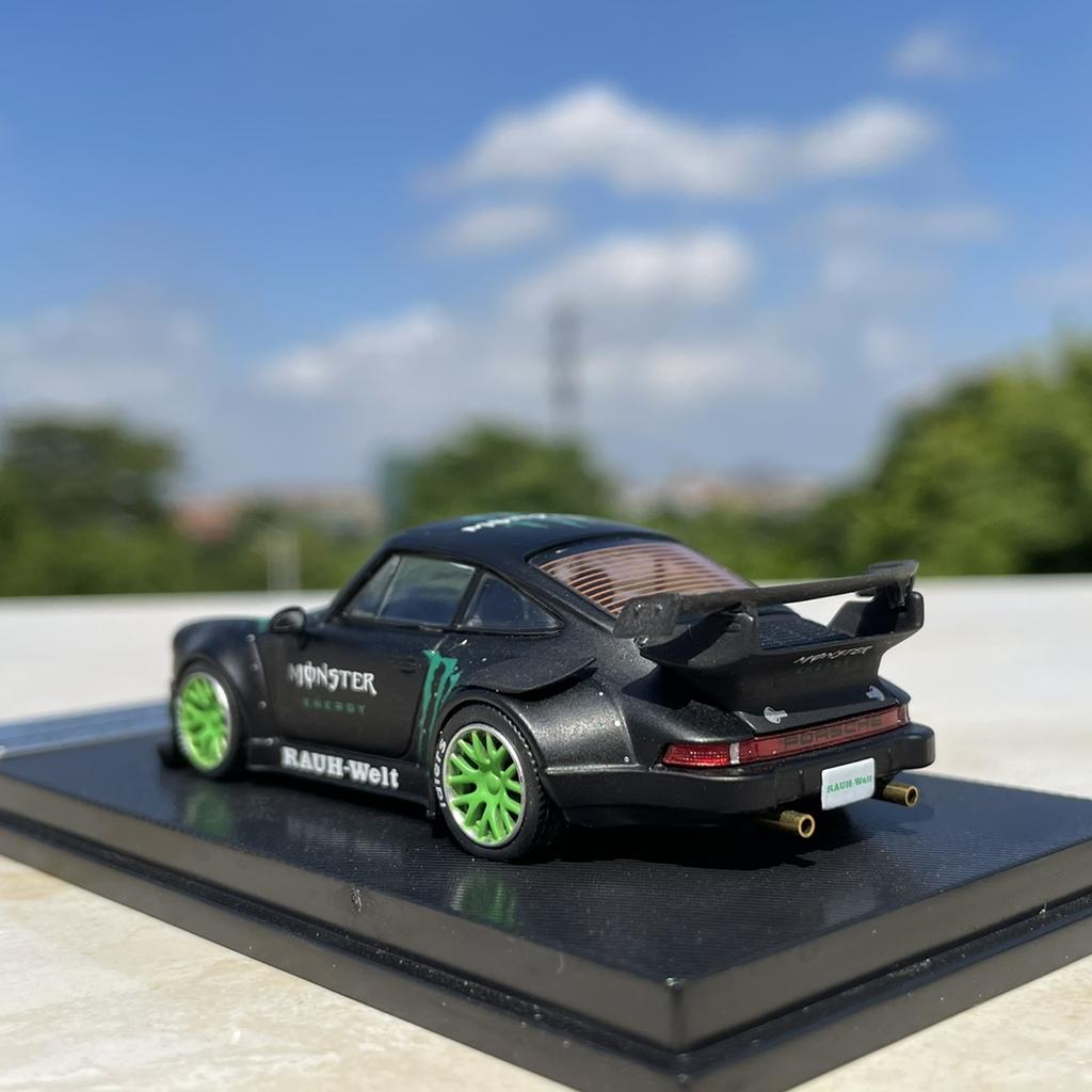 Diecast 1:64 Scale Porsche 911 Alloy Car Model Collectible Toy Gift Souvenir Display Ornament