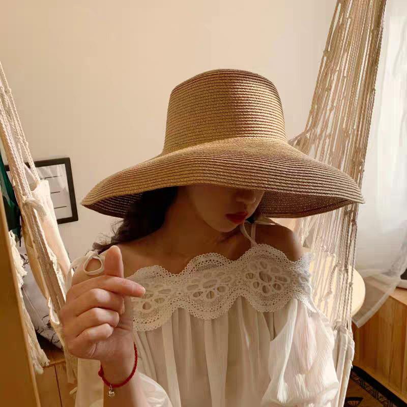 Vintage Hepburn Bell-Shaped Big-Brimmed Straw Hat Muse With Elegant Temperament White Sunscreen Shade Portable Beach Hat