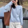 Осень и зима однотонный вышитый переднее плечо длинный рукав вязаный кардиган женский свободный короткий верхний свитер-жакет
