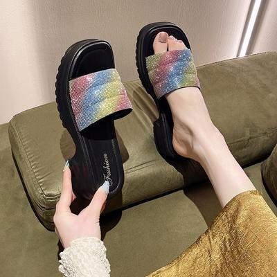 Мода Модный Дизайн Стиль Тапочки 2024 Лето Новые Толстая Подошва Увеличение Роста Роскошные Универсальные Сандалии для Уличной Носки Обувь