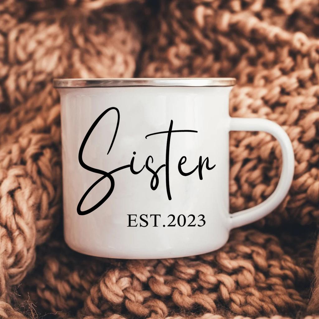 Mom Dad Est 2024 Enamel Mugs Family Matching Party Beer Drink Juice Coffee Cups Personalized Parents Mug Baby Announcement Gifts