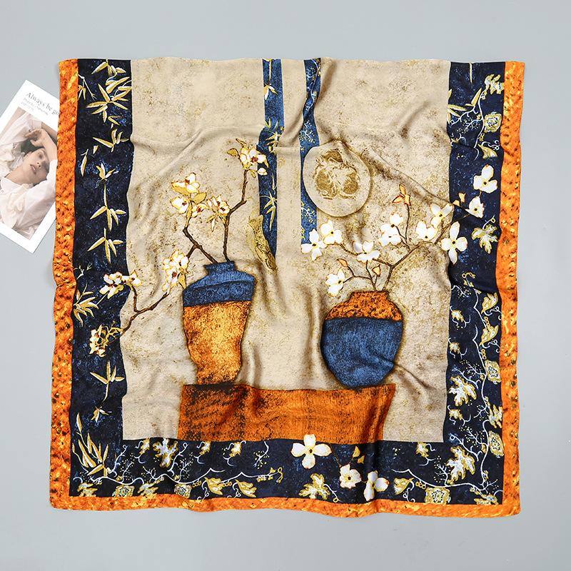 Spring and Summer New Four-leaf Clover Flowers Flowers Women Sunscreen Silk Scarf Long Shawl Seaside Holiday Sunshade Scarf