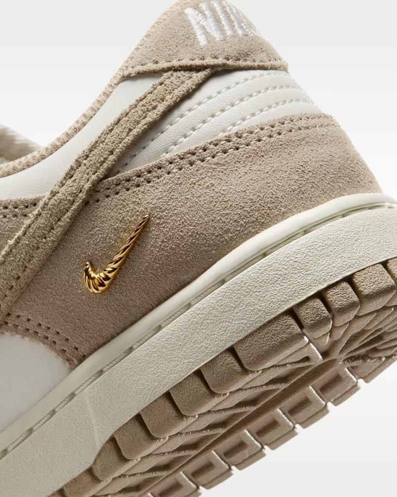 IO4244-101 Nike Dunk Low Sail Металлический Золотой Лен (Женский)