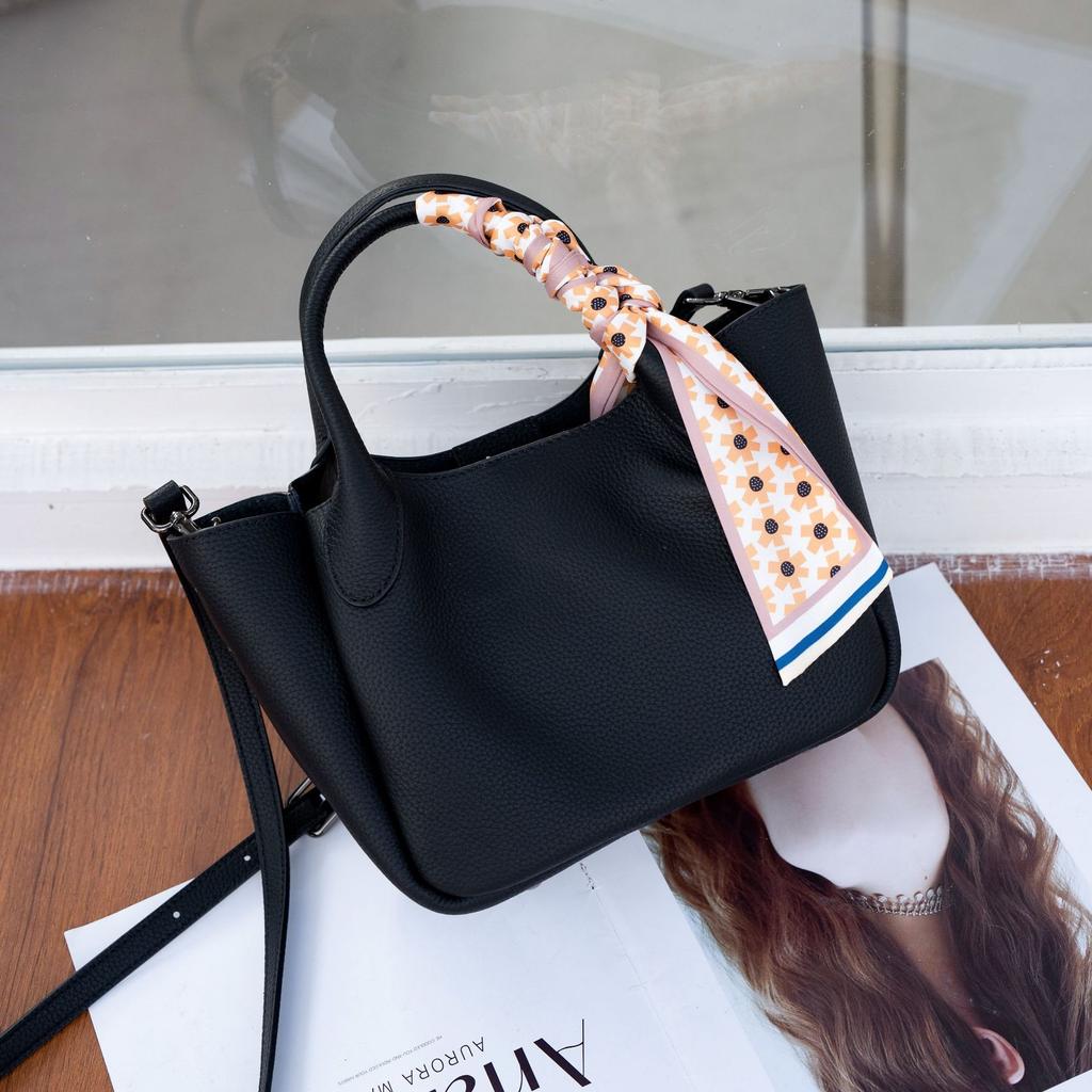 Cowhide Women's Bags Single Shoulder Women's Bags Niche Fashion Practical Bucket Bags Portable Soft Leather Shoulder Bags