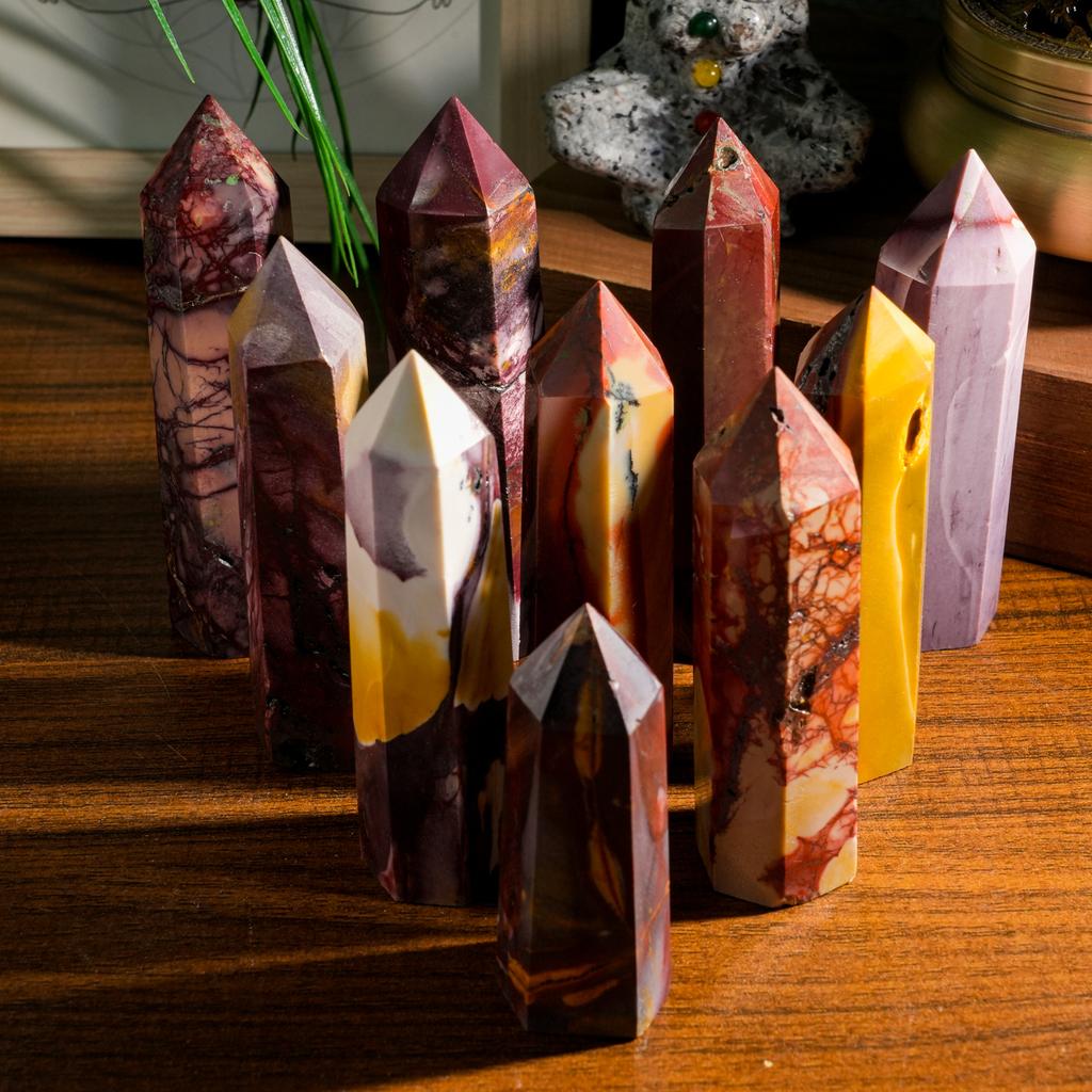 Hot Selling Meditation Energy Stone Mookaite Jasper Tower Natural Crystal Points Wind Chime Feng Shui