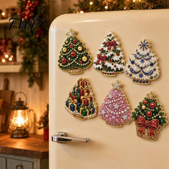 Holiday Party Favors 6Pcs/Set Fridge Magnets Faux Pearl Art Kit, Christmas Snowman Tree Santa Sparkling Rhinestone Ornaments Magnets, DIY Mosaic