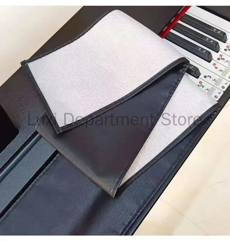 Piano case 88 keys 135x16 cm of dense fabric with handles