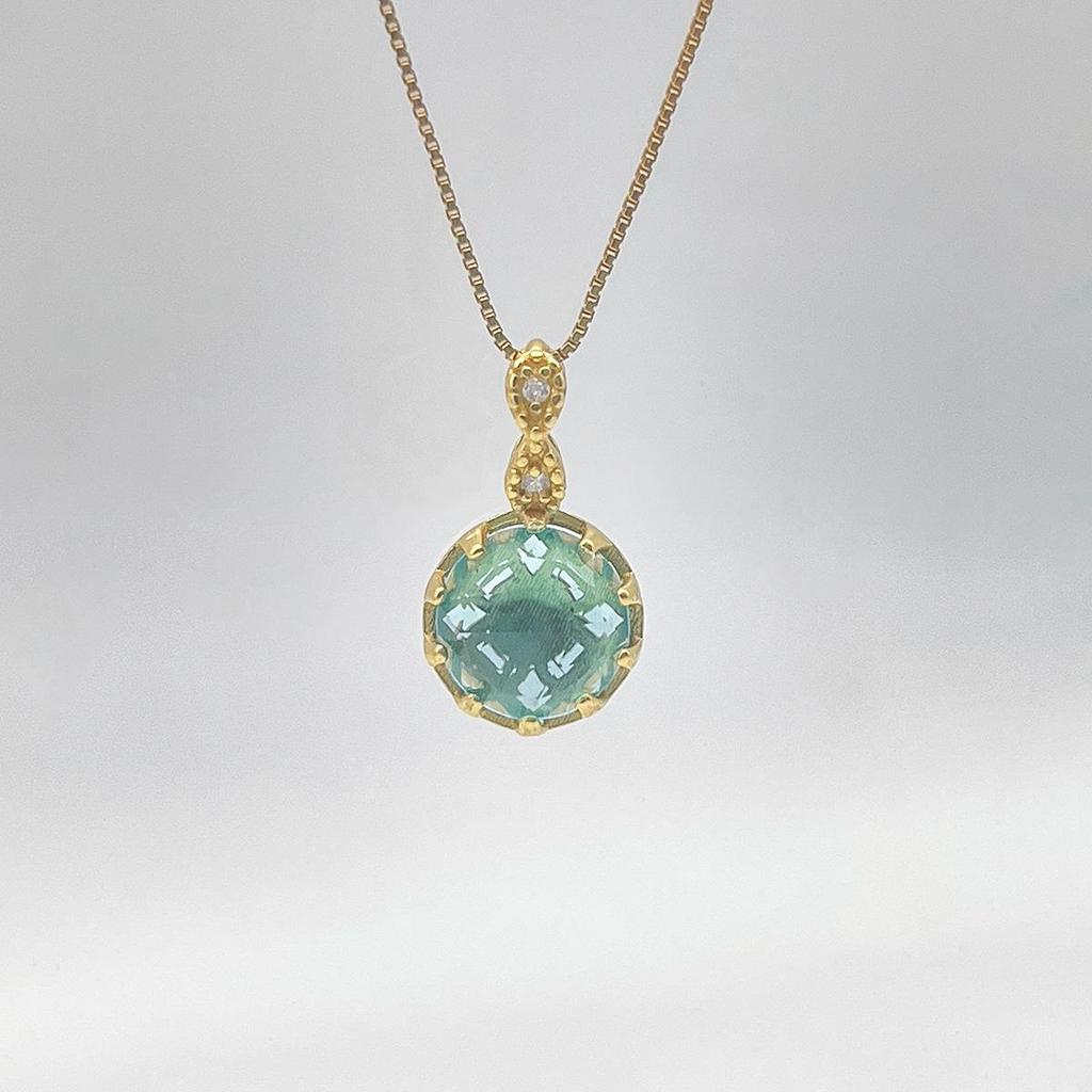 Женское колье из стерлингового серебра 925 пробы: Элегантная подвеска из небесно-голубого кристалла на универсальной ключичной цепочке