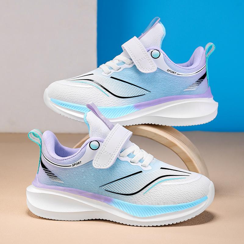 Spring and summer 2025 new mesh breathable boys' running shoes medium and large children's lightweight and versatile children's casual sports shoes